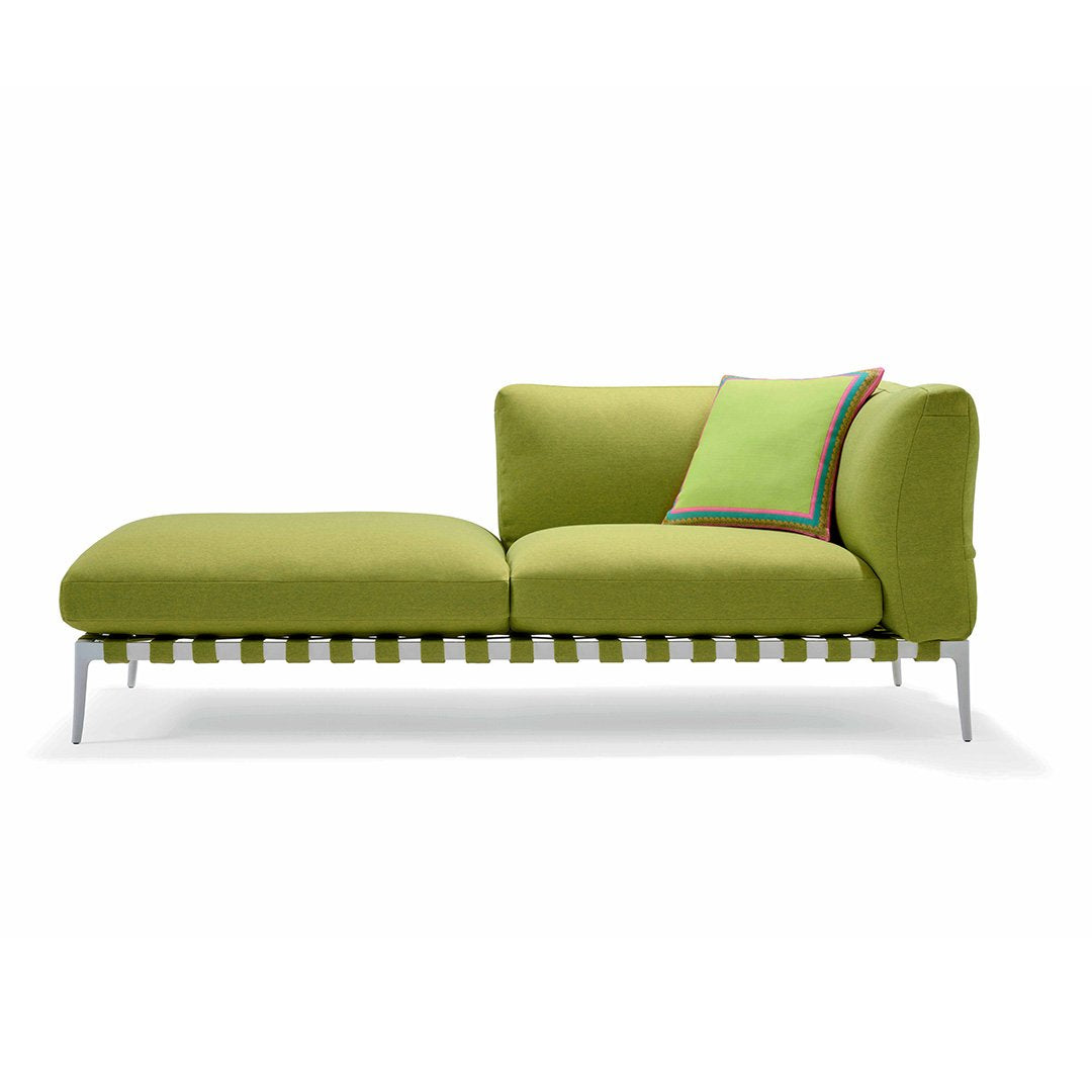 Stiletto Outdoor corner element with ottoman