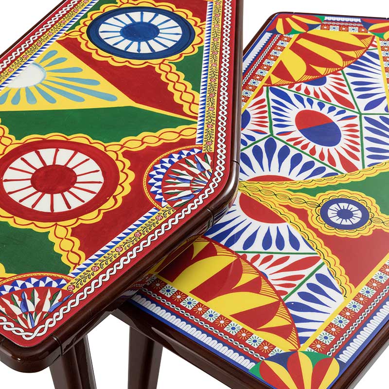Ecate coffee table