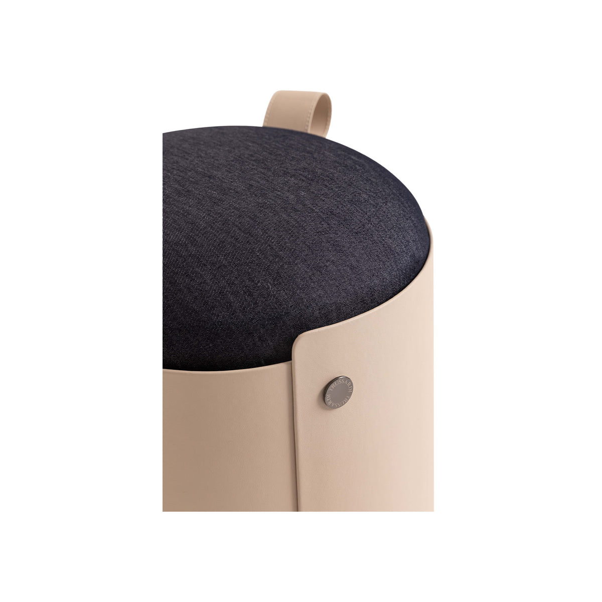 Hug ottoman