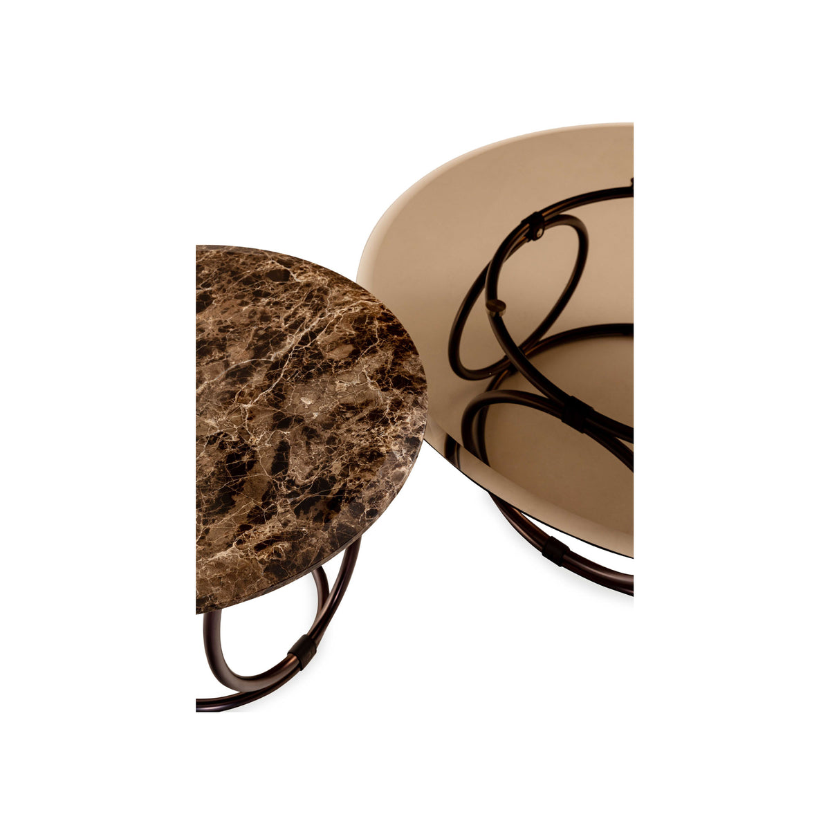 Oval coffee table