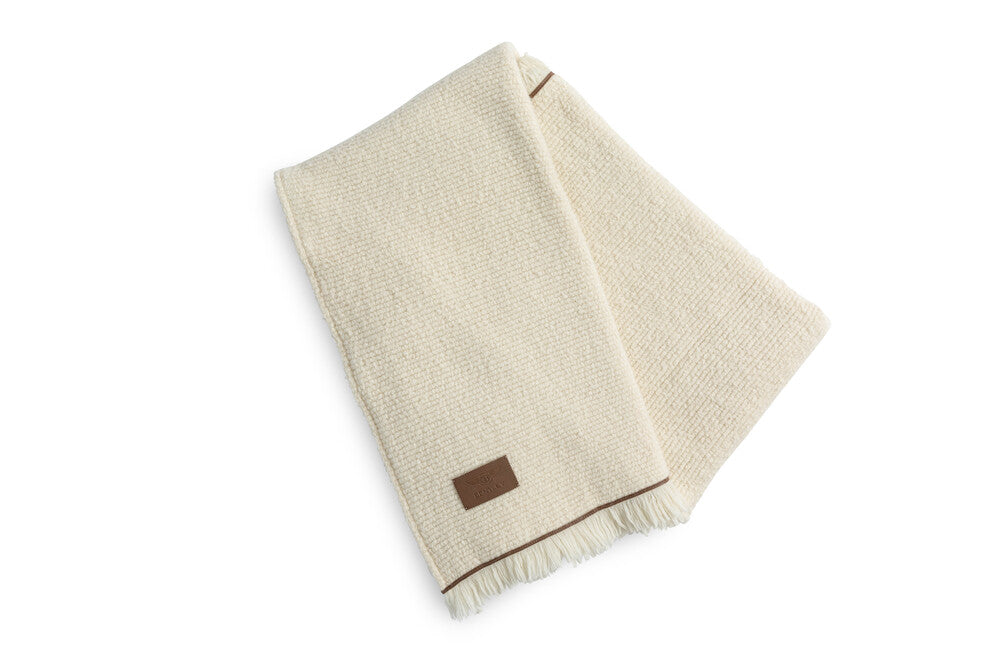 Bouclé throw