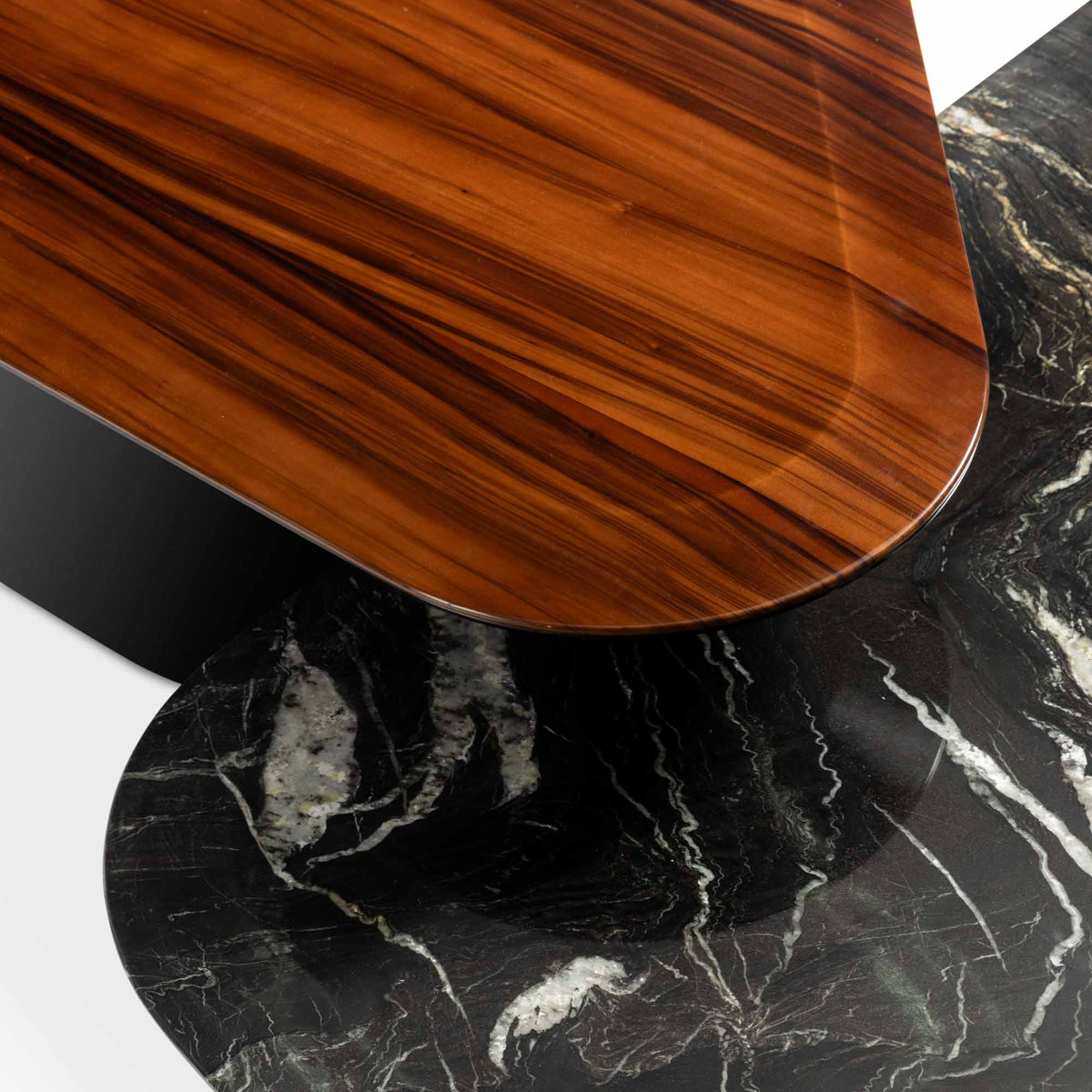 Liquid ambar Dovedale coffee table by Bentley Home detail picture