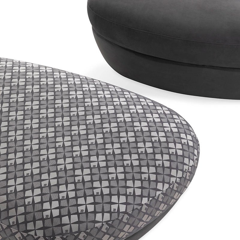 bugatti-home-roland-ottomans-detail