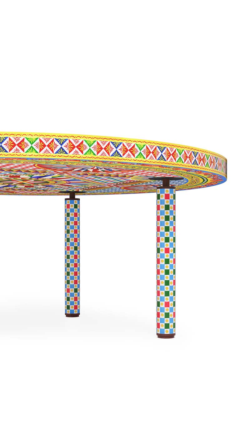 dolce-gabbana-alpan-table-round-carretto-front-detail-image-2