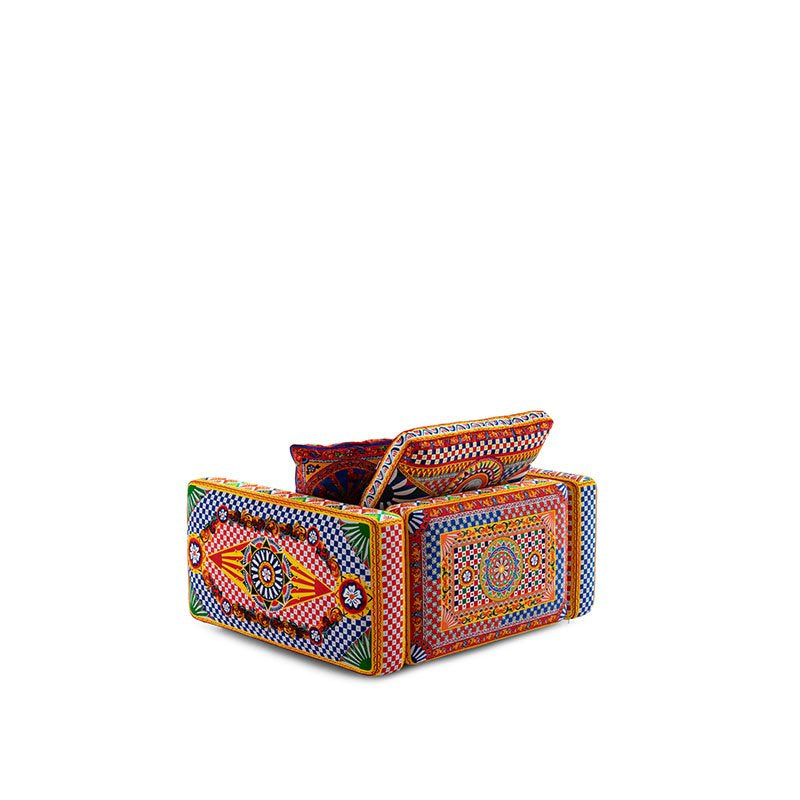 dolce-gabbana-casa-anemone-armchair-carretto-back