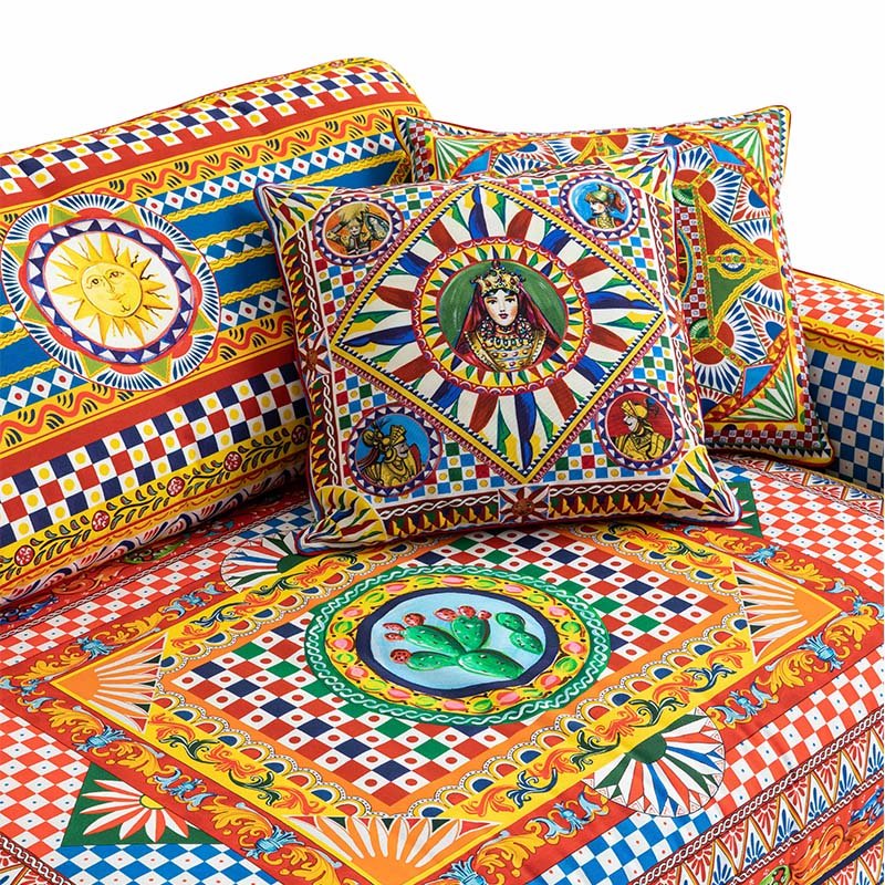 dolce-gabbana-casa-anemone-sofa-carretto-cushions-detail