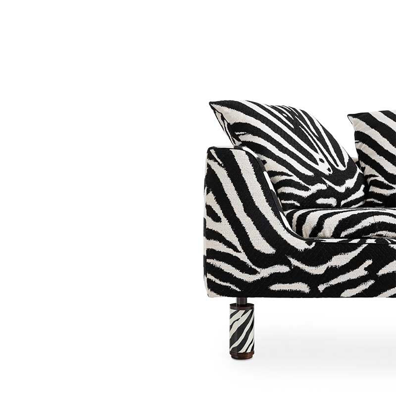 dolce-gabbana-casa-bucaneve-sofa-zebra-detail