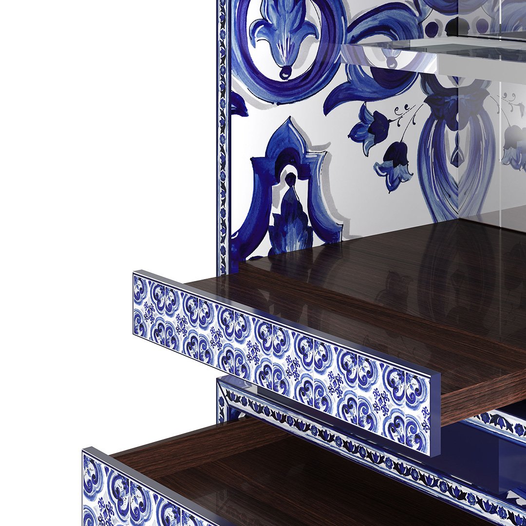 dolce-gabbana-casa-cupido-bar-cabinet-blu-mediterraneo-open-detail