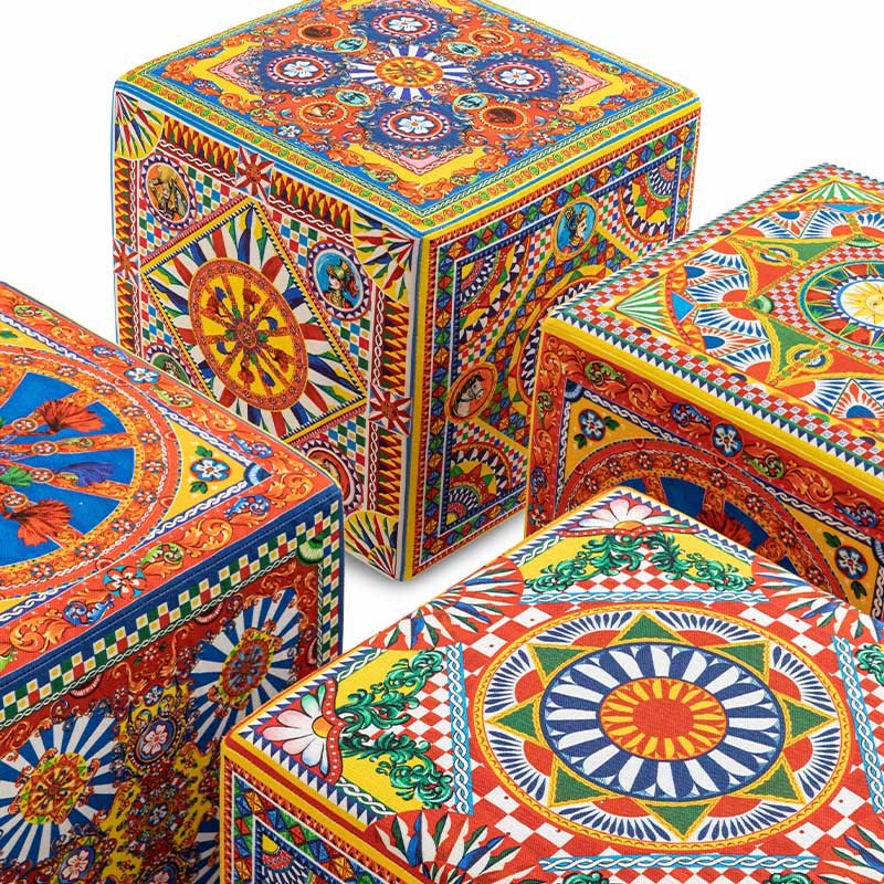 dolce-gabbana-casa-diana-ottomans-carretto-detail