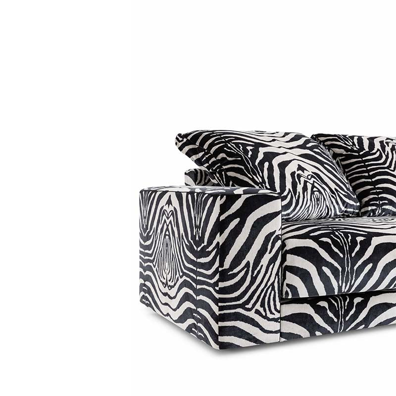 dolce-gabbana-casa-fresia-sofa-zebra-detail-2