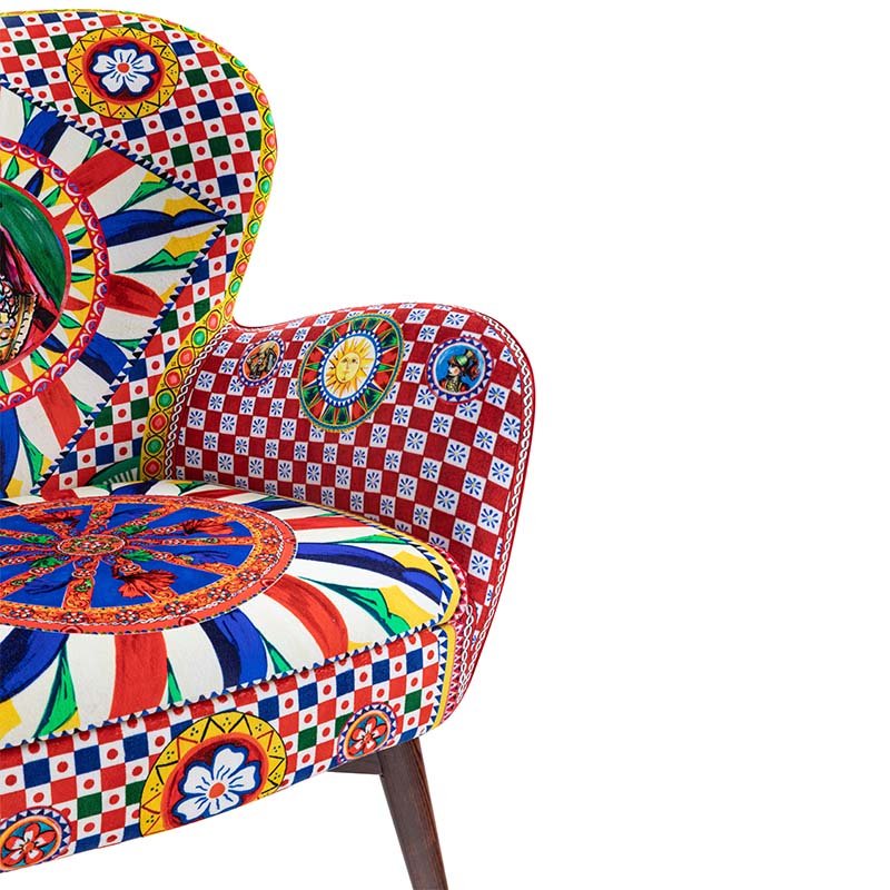 dolce-gabbana-casa-giacinto-armchair-carretto-front-detail