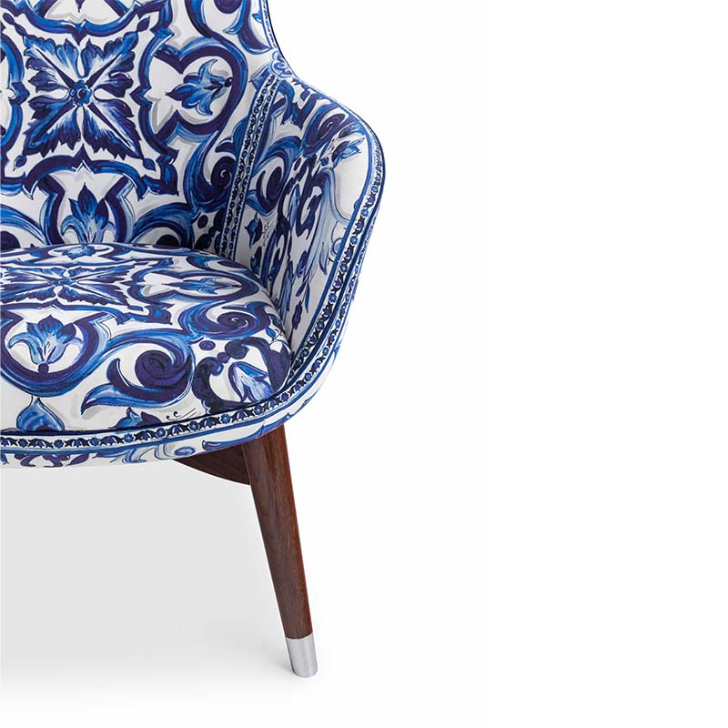 dolce-gabbana-casa-lavanda-armchair-blu-mediterraneo-detail-2