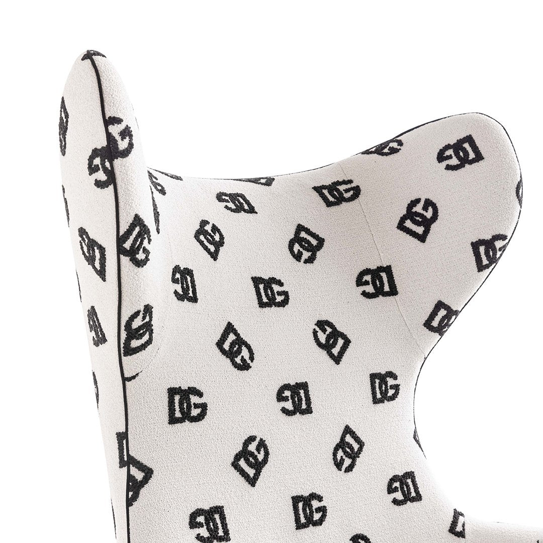 dolce-gabbana-casa-lilla-armchair-dg-logo-white-detail