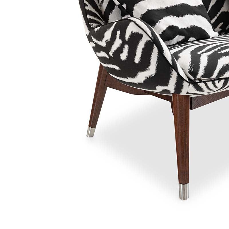 dolce-gabbana-casa-oleandro-2-sofa-zebra-detail