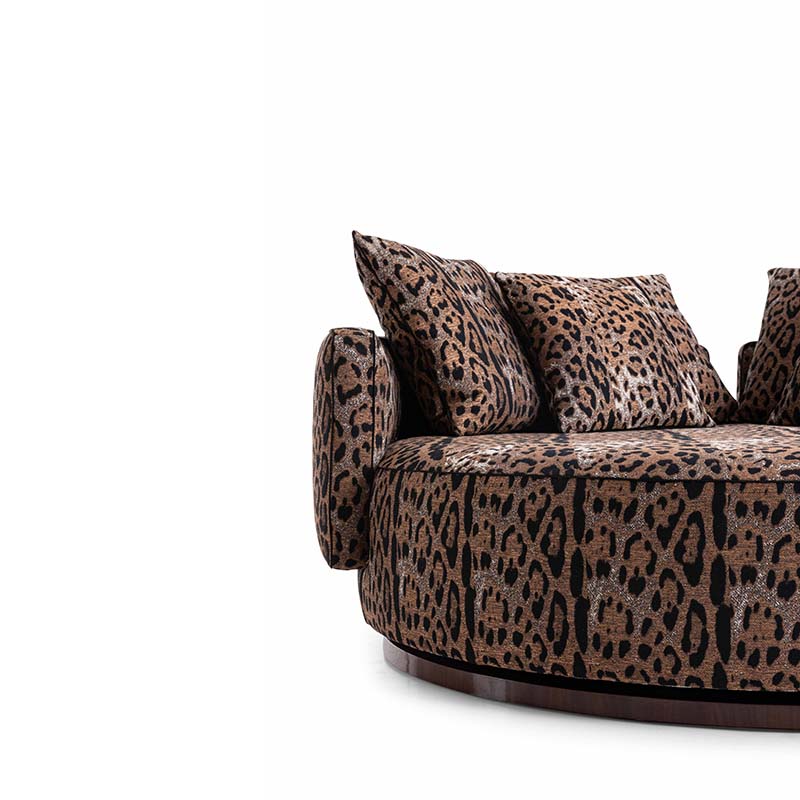 dolce-gabbana-casa-planetario-giove-big-loveseat-leopardo-detail