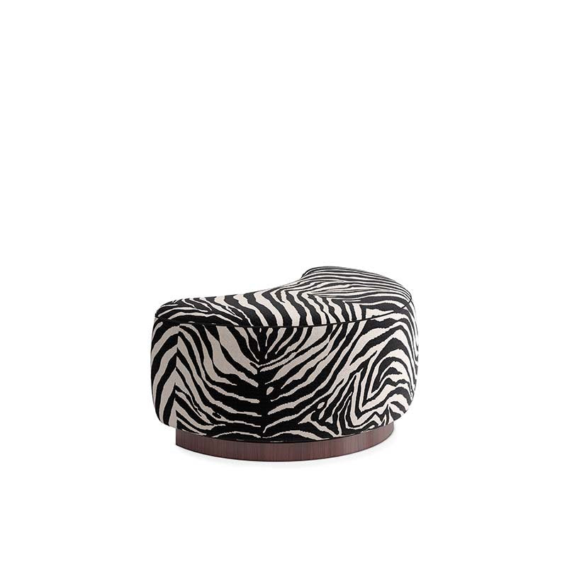 dolce-gabbana-casa-planetario-mercurio-ottoman-zebra