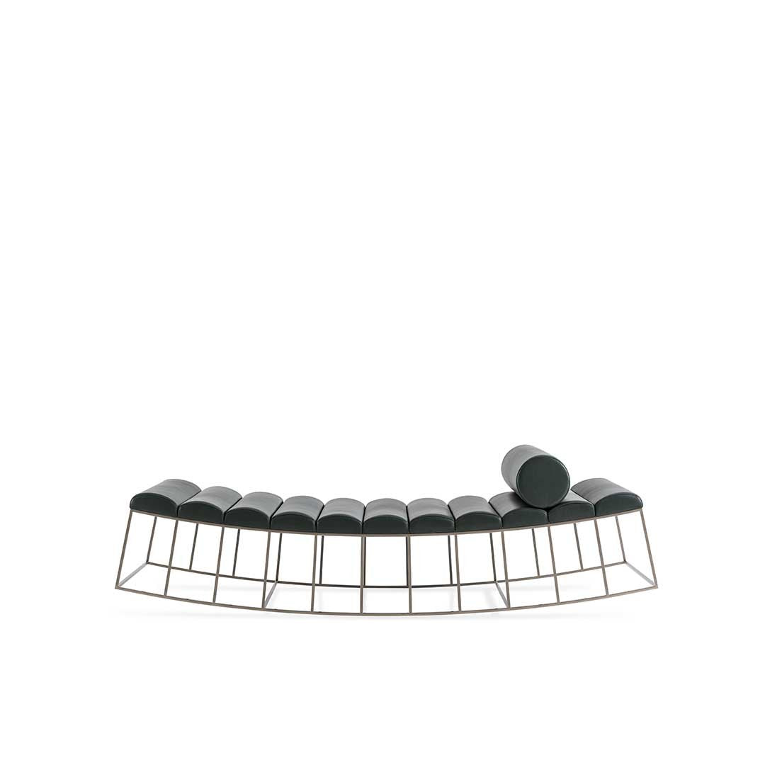 luxence-luxury-living-mille-chaise-lounge-front