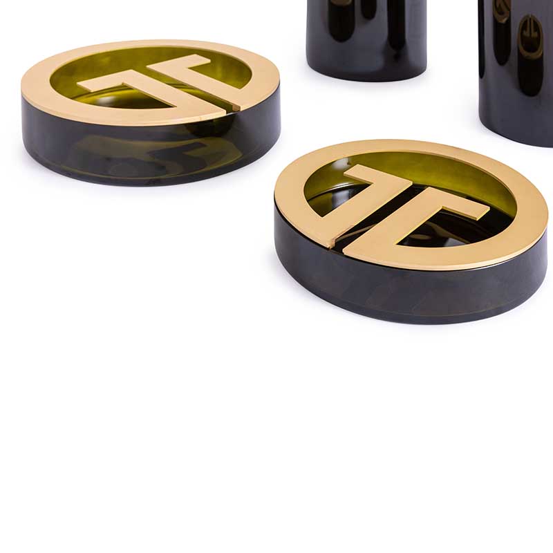 luxence-luxury-living-suiko-vases-degrade-green-detail-logo